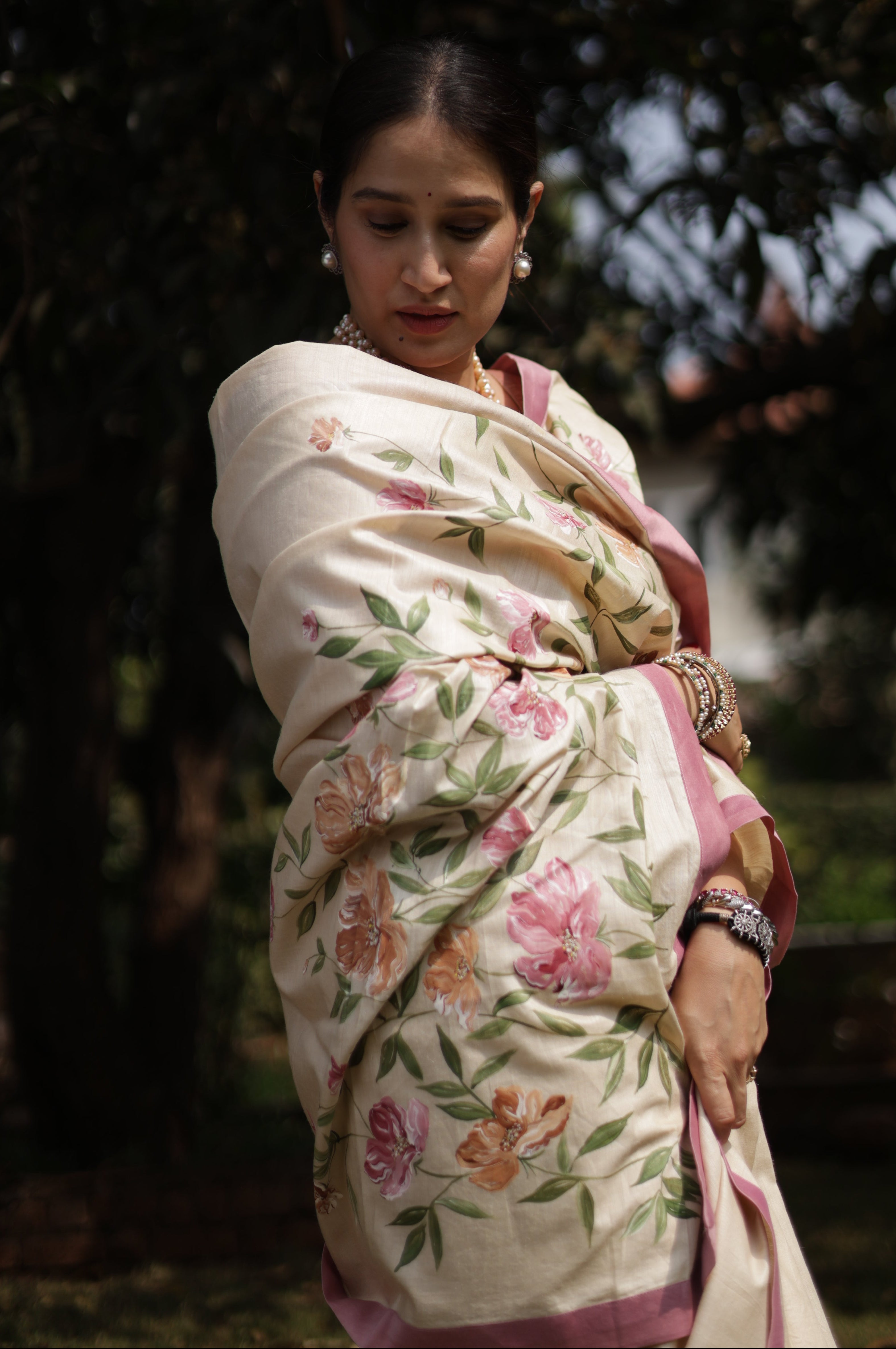 Actor Sagarika Ghatge in our Cream-White Tussar Silk Saree
