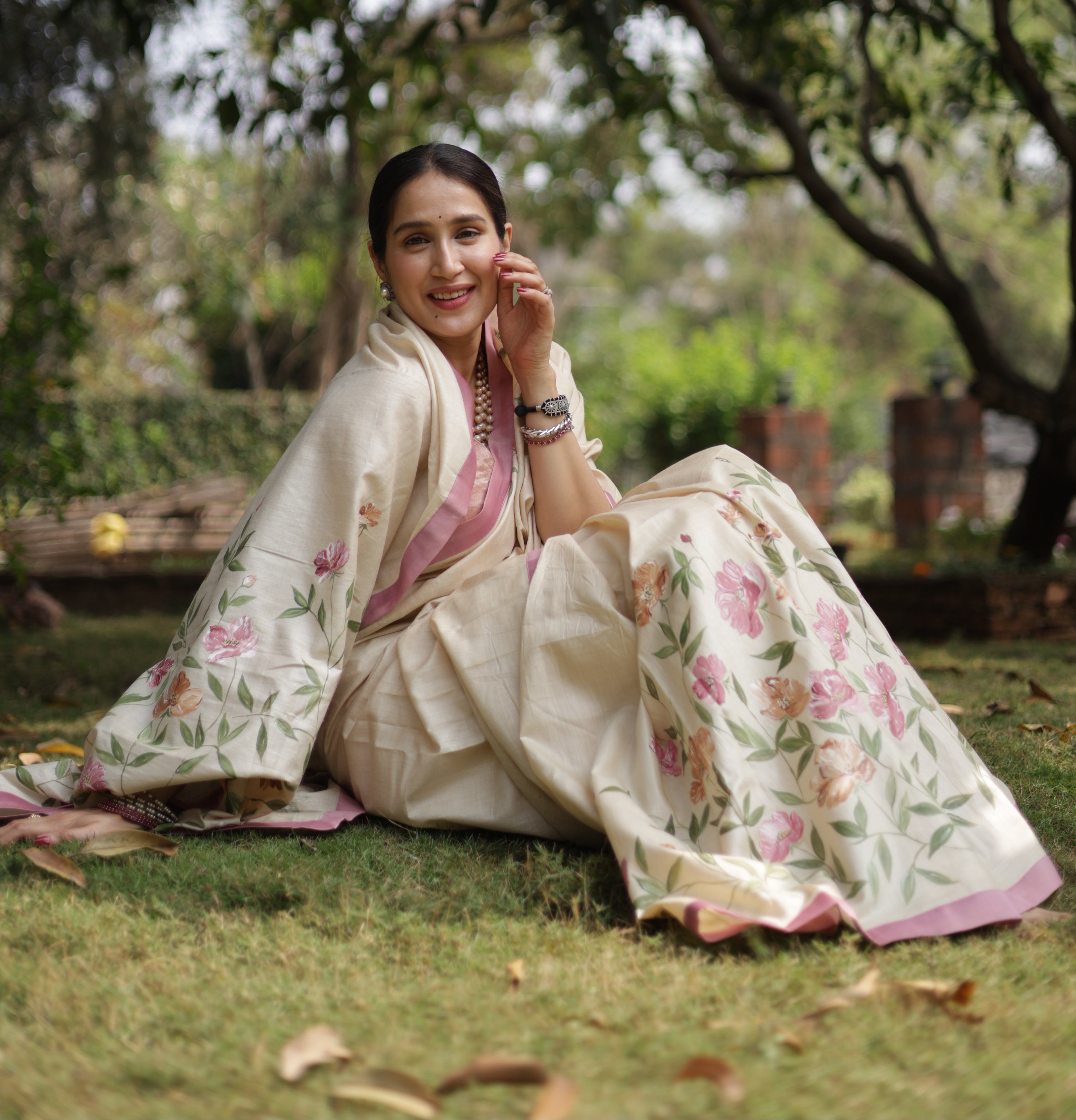 Actor Sagarika Ghatge in our Cream-White Tussar Silk Saree