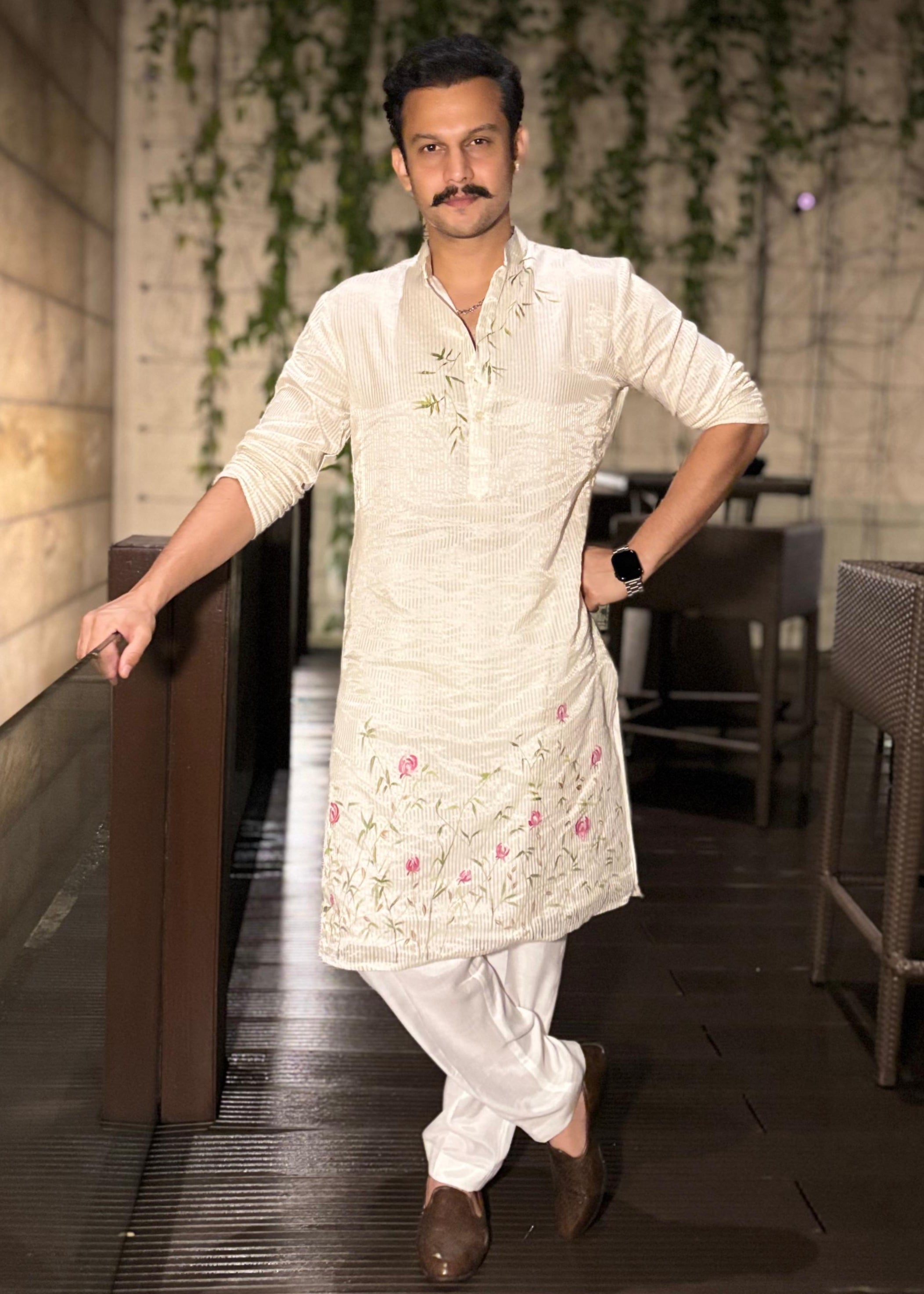 Actor Adinath Kothare in Custom Hand-Painted Kurta Set