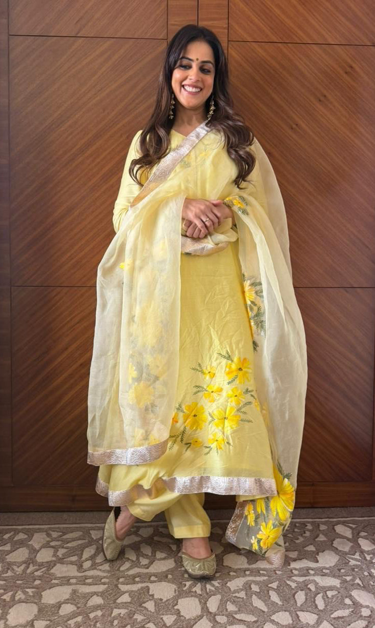Actor Genelia Deshmukh in our Modal Silk Kurta