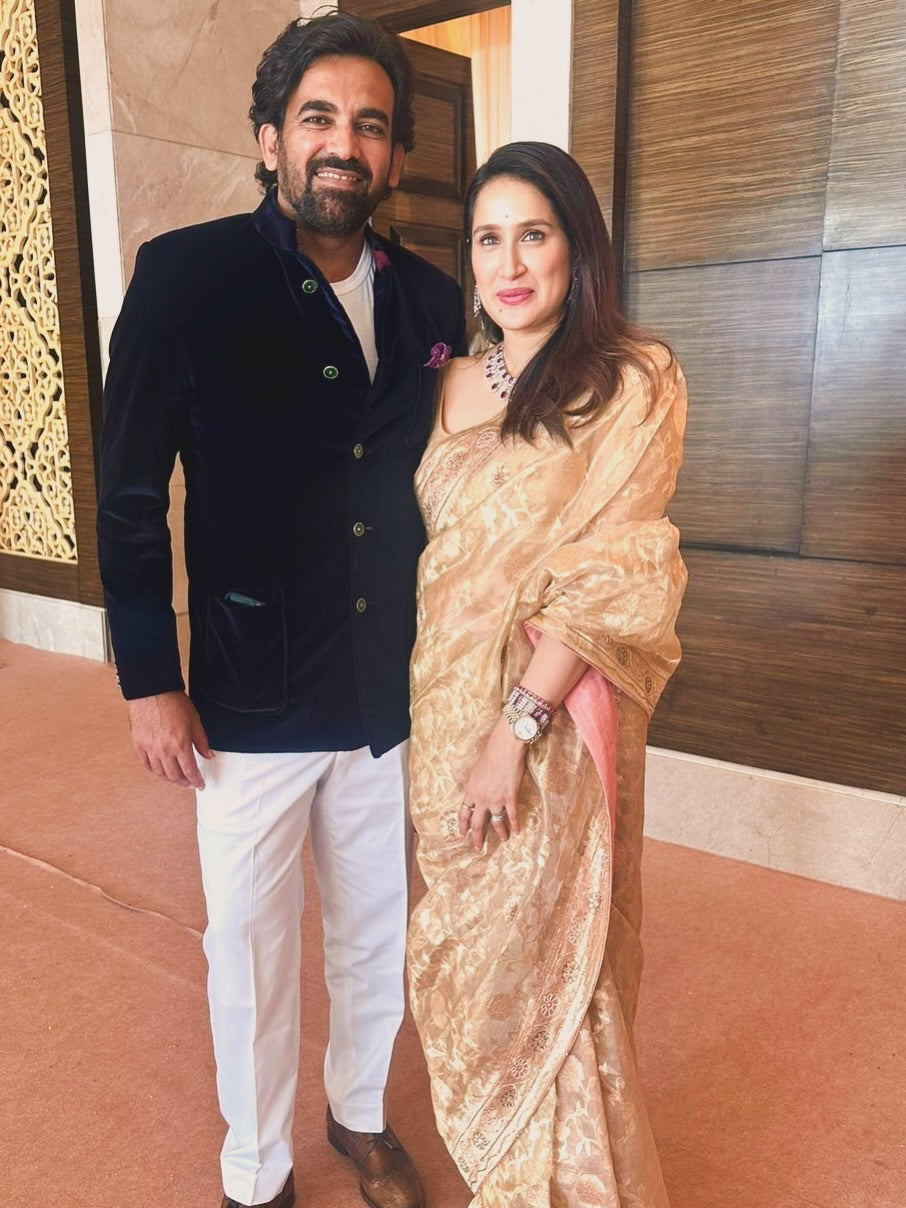 Actor Sagarika Z Ghatge in our Golden Silk Tissue Saree