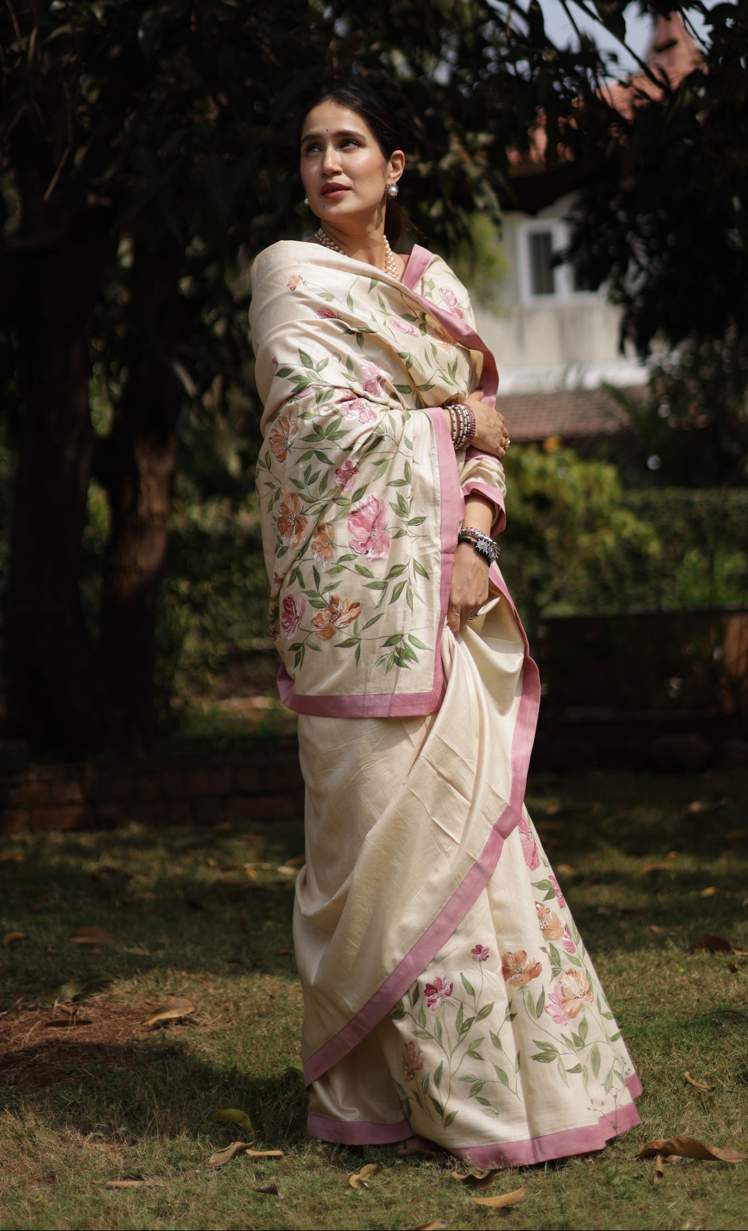Actor Sagarika Ghatge in our Cream-White Tussar Silk Saree