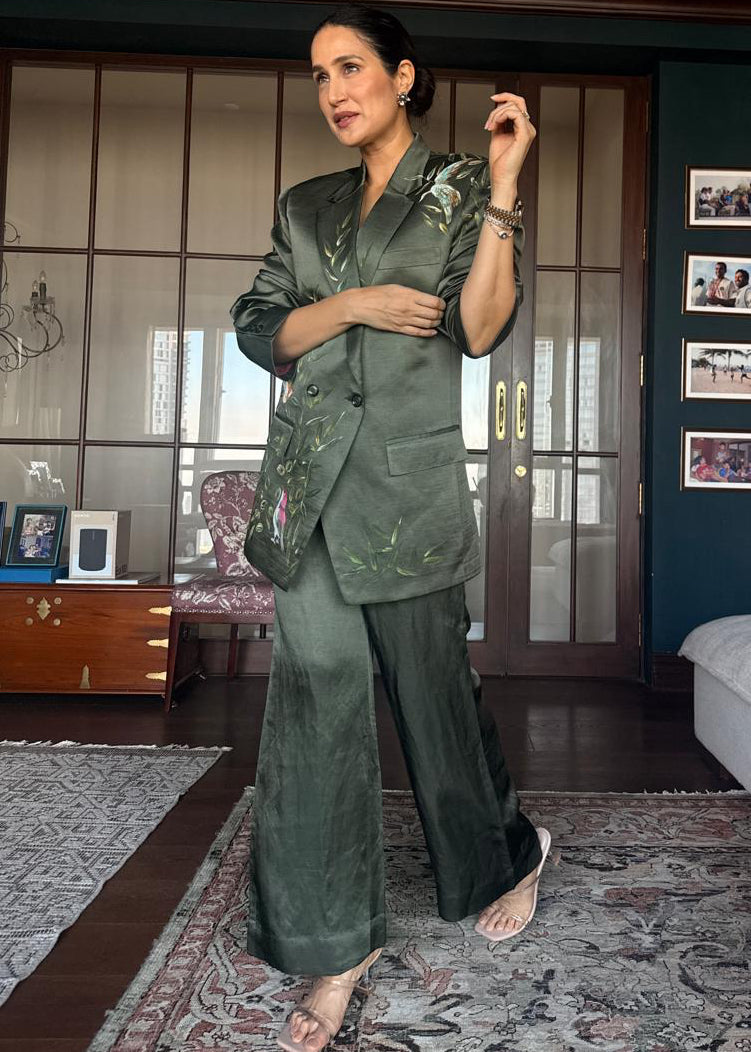 Actor Sagarika Z Ghatge adorned in our Dark Green Satin-Linen Jacket Set
